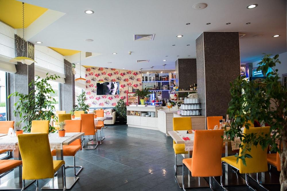Aqua Hotel Várna Kültér fotó